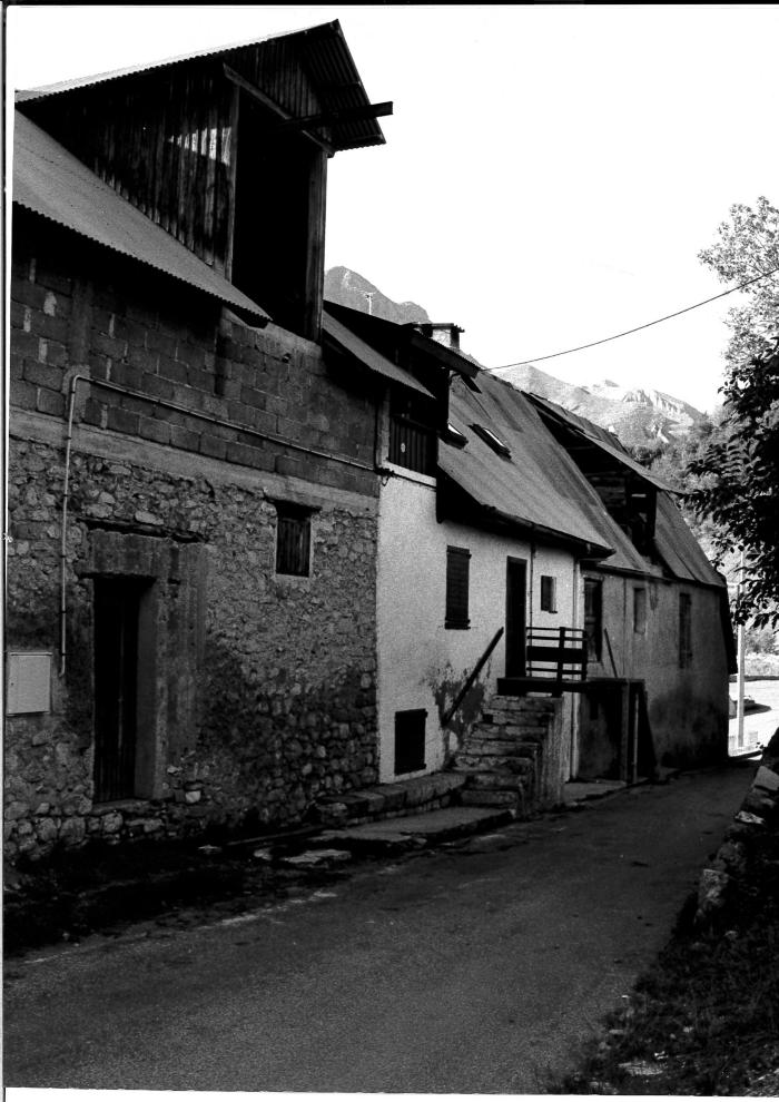 [VIDE]
