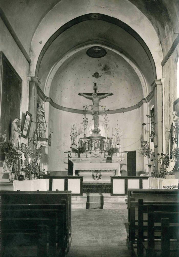 C-855 ASCROS (A-M) - Alt. 1145 m. Intérieur de l'église.
