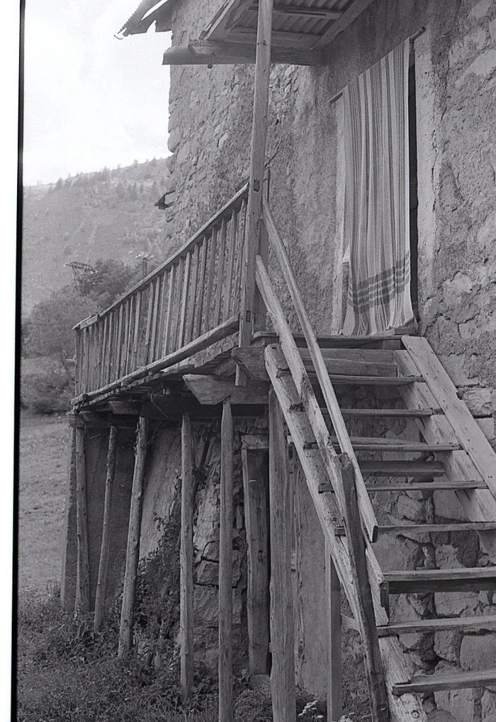 [VIDE]