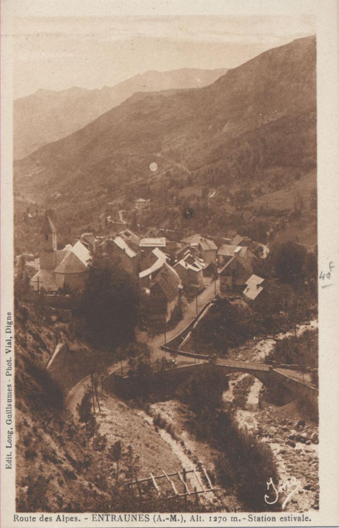 Route des Alpes - Entraunes (A.-M.), Alt 1270 m - station estivale