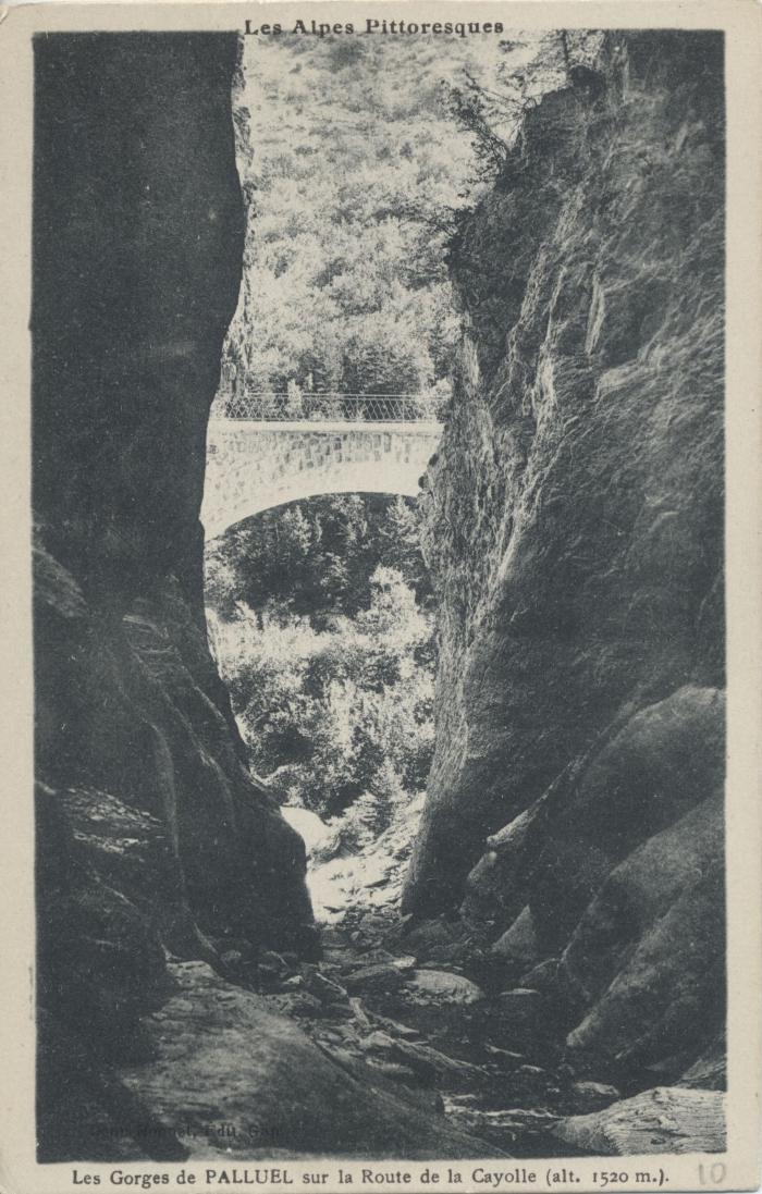 Les Gorges de Palluel sur la route de la Cayolle (alt. 1520 m)
