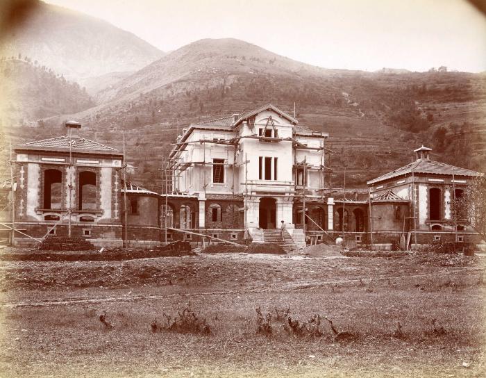 Puget-Théniers - Hôpital Bischosffheim.