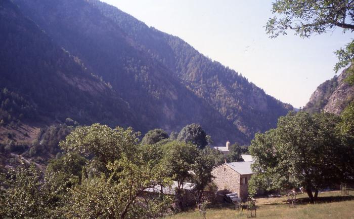 Aurent, 2001 . Cliché : Thomassin, Philippe, Roudoule, écomusée en terre gavotte.